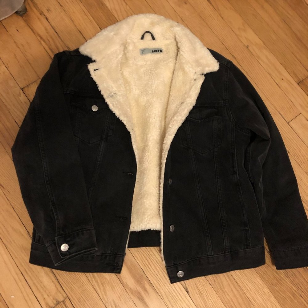 Black Denim TopShop Jean Jacket with Sherpa Collar